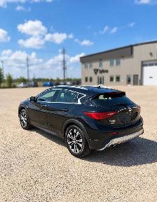 2017 Infiniti QX30 - Photo 5