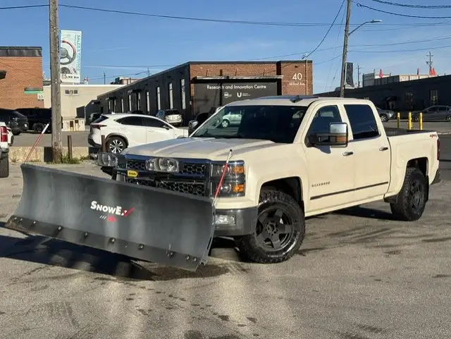 2015 Chevrolet Silverado 1500 LTZ 4X4 SNOW EX SNOW PLOW-LEATHER-
