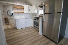 53 Vine St S, St. Catharines - All Inclusive 2 Bed Upper Unit