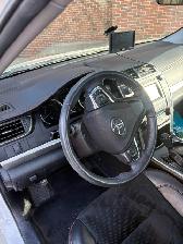 2017 Toyota Camry Hybrid - Photo 3