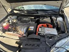2017 Toyota Camry Hybrid - Photo 4