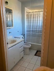 Second Floor room $900/month. - Photo 2
