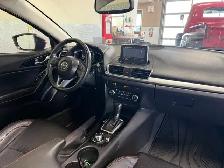 2014 Mazda 3 Sport 3 Sport GT / Low Local Kms / Heated Leather / - Photo 9