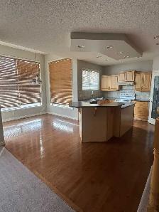5 Bedroom Main Floor House NW