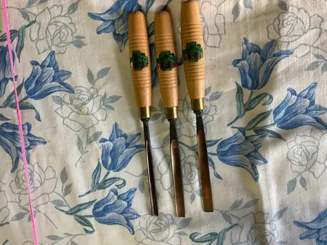 3 LEE VALLEY HENRY TAYLOR WOODWORKING GOUGES