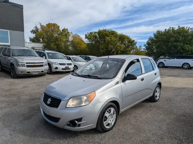 2009 Suzuki Swift  Automatic with AC Clean Carfax Low KM