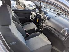 2009 Suzuki Swift  Automatic with AC Clean Carfax Low KM - Photo 10