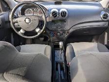 2009 Suzuki Swift  Automatic with AC Clean Carfax Low KM - Photo 12