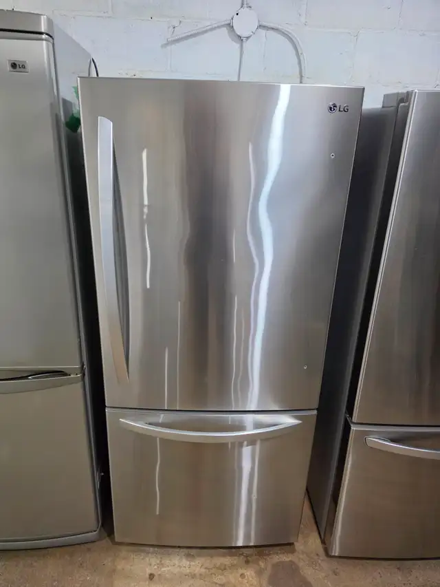 LG 30' Stainless Steel Bottom Slide Out Freezer Top Fridge