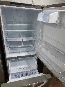 LG 30' Stainless Steel Bottom Slide Out Freezer Top Fridge - Photo 3