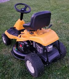 Cub cadet Lawn tractor - Photo 4