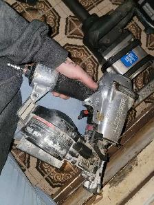 Bostitch Coil Nailer - Photo 2