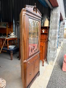 Beautiful Corner Cabinet by Krug - Photo 3