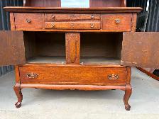 Beautiful Buffet - Photo 10