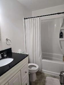Cozy 2 Bedroom Apartment in Hull — $1,375/Month - Photo 4