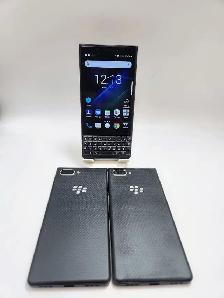 Blackberry Key2 Le 32gb Unlocked 3 Months Warranty W/Charger - Photo 2