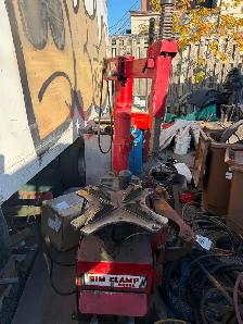 Used coats tire changer. Machine.