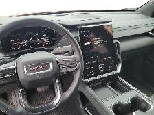 2026 GMC Acadia AWD AT4 - Photo 13