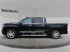 2025 Chevrolet Silverado 1500 Crew Cab Short Box 4-Wheel Drive H - Photo 3