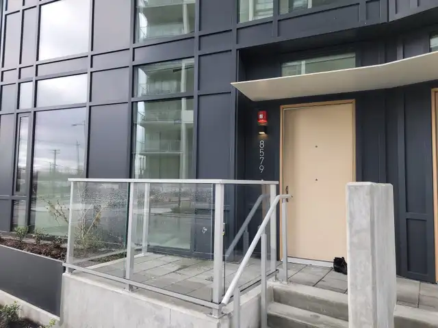 Spacious River District Townhouse for Rent