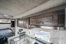2027 Northern Lite 8.11 EX Wet Bath Limited Edition - Photo 24