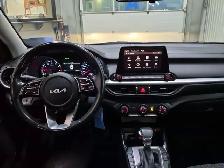 2023 Kia Forte EX FWD - Heated Seats/Wheel, CarPlay, Blind Spot - Photo 13
