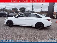 2022 Hyundai Elantra PREFERRED - Photo 5
