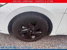 2022 Hyundai Elantra PREFERRED - Photo 8