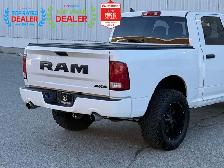 2019 Ram 1500 Classic EXPRESS NIGHT EDITION | LIFTED | ONE OWNER - Photo 8