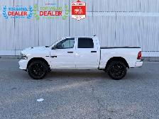 2019 Ram 1500 Classic EXPRESS NIGHT EDITION | LIFTED | ONE OWNER - Photo 14