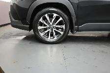 2025 Toyota Corolla Cross LE AWD | HEATED SEATS | POWER WINDOWS - Photo 16