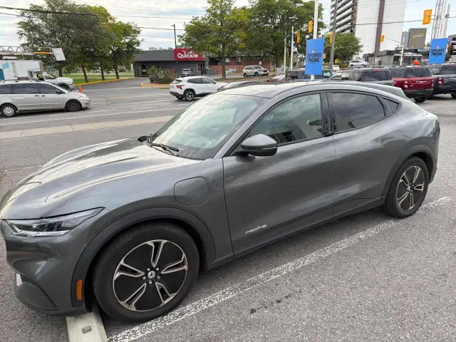 2021 Ford Mustang Mach-E Select