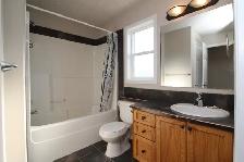 #0203 -  3 Bedroom Upper Level in Westpointe Dec 1st $1700 - Photo 11