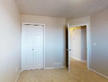 #0203 -  3 Bedroom Upper Level in Westpointe Dec 1st $1700 - Photo 15