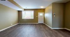 #6147 - 2 Bed/ 1 bath Townhouse for Rent $1400 water included! - Photo 2