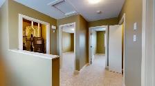 #6147 - 2 Bed/ 1 bath Townhouse for Rent $1400 water included! - Photo 6