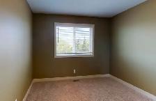 #6147 - 2 Bed/ 1 bath Townhouse for Rent $1400 water included! - Photo 9