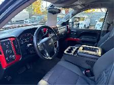2017 Chevrolet Silverado LT - Photo 9