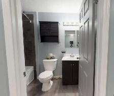 #5972 - 1 Bed/ 1 Bath Basement Suite $1175 Available Dec 1st - Photo 9