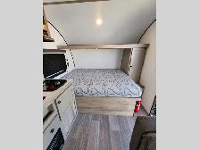 2027 Sunset Park RV Sunlite 13BD - Photo 5