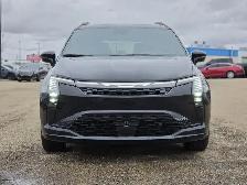 2027 Chrysler Pacifica Limited - Photo 10