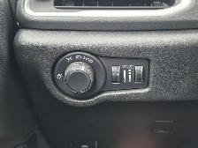 2027 Chrysler Pacifica Limited - Photo 29