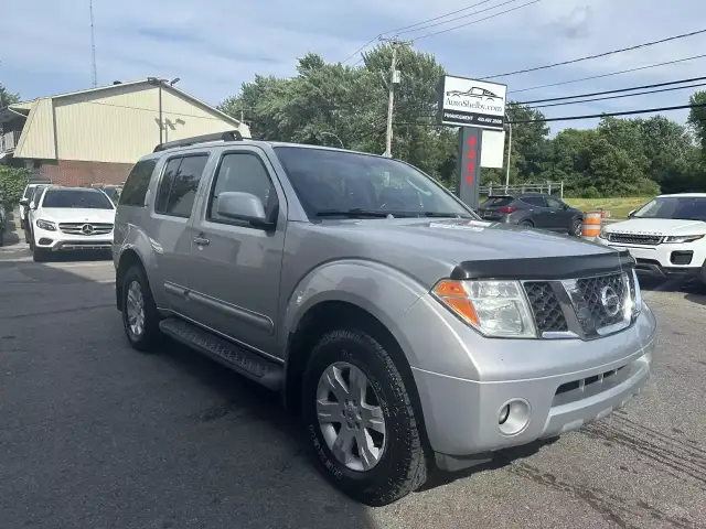 2006 NISSAN Pathfinder 7 Passagers | Cuir | Toit | Mags