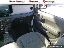 2025 Jeep Wrangler SAHARA | HEATED SEATS | HEATED WHEEL | RMT ST - Photo 25