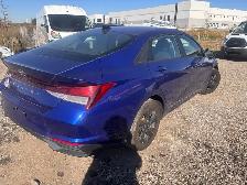 2022 Hyundai Elantra Essential PREFERRED IVT - Photo 2