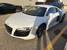 2010 Audi R8 5.2L | Low Mileage | Gated Manual | Highway - Photo 4