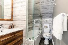Furnished 1BR – Utilities, WiFi & Cable Included - Photo 7