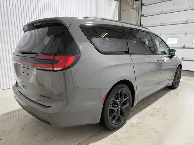 Chrysler Pacifica Limited TA 2025 à vendre