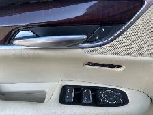 2017 Cadillac XT5 Luxury AWD - Photo 9