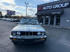 1989 BMW 3 Series 325i CABRIOLET - Photo 2